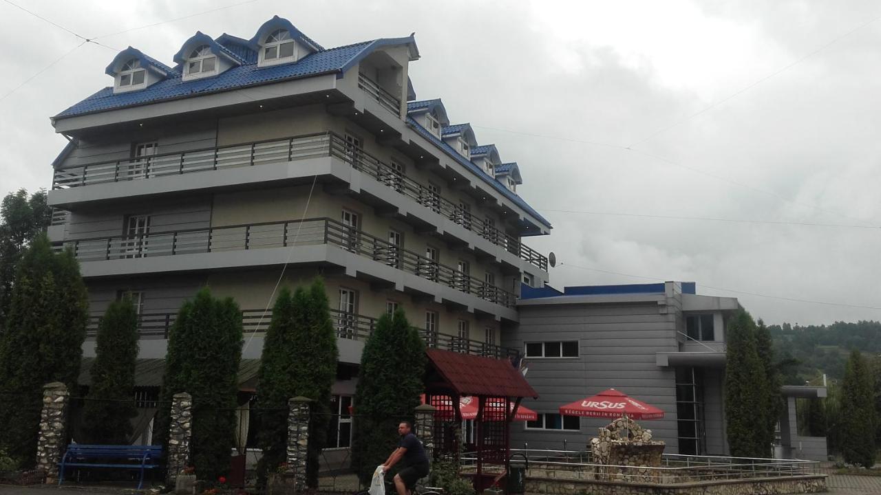 Hotel Ineul Rodna Exteriér fotografie